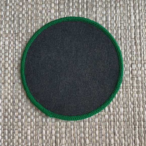 Hampton Court Palace Souvenir Patch - Picture 3 of 4